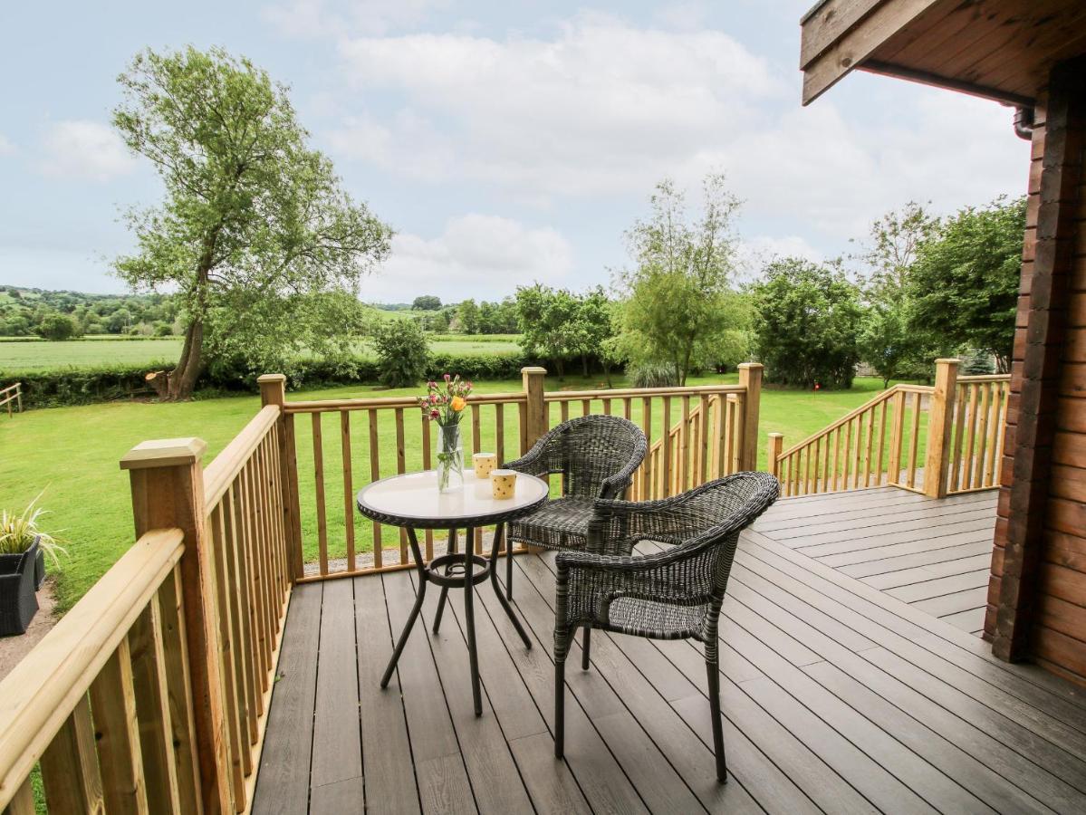 The Log Cabin Tenbury Εξωτερικό φωτογραφία